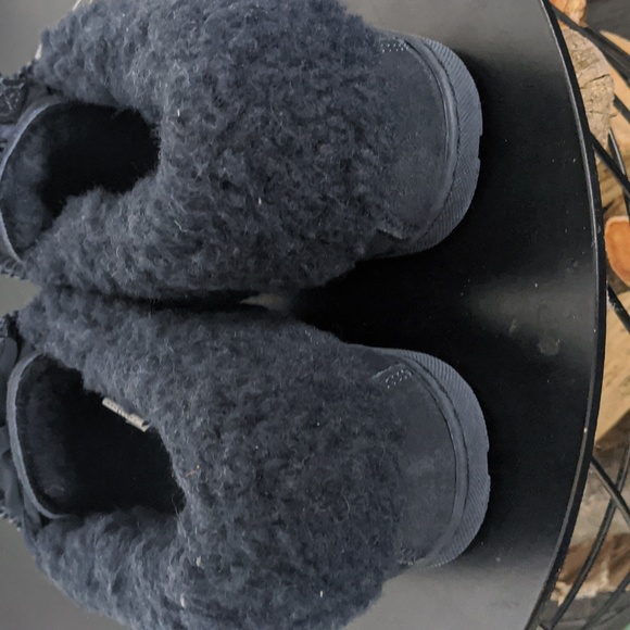 NWT Bearpaw moccasins, size 10 - Picture 7 of 9